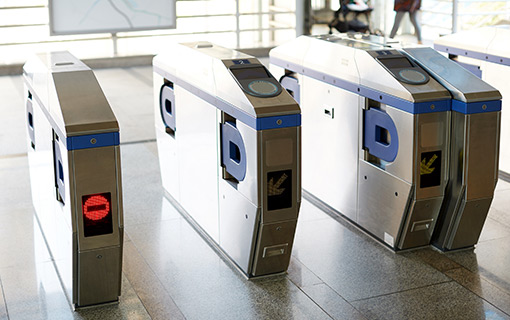 閘機(jī)集成定向聲模組產(chǎn)品,定向發(fā)聲,提升用戶(hù)體驗(yàn)